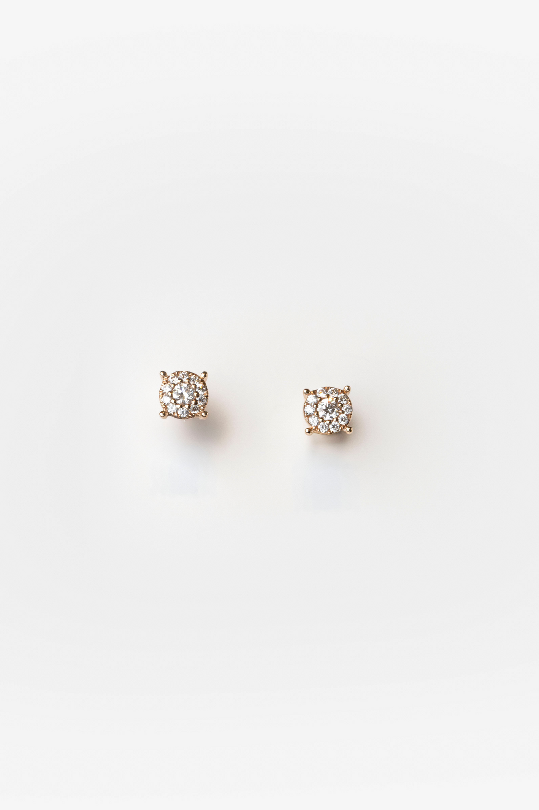 Brincos de ouro rosa com diamantes