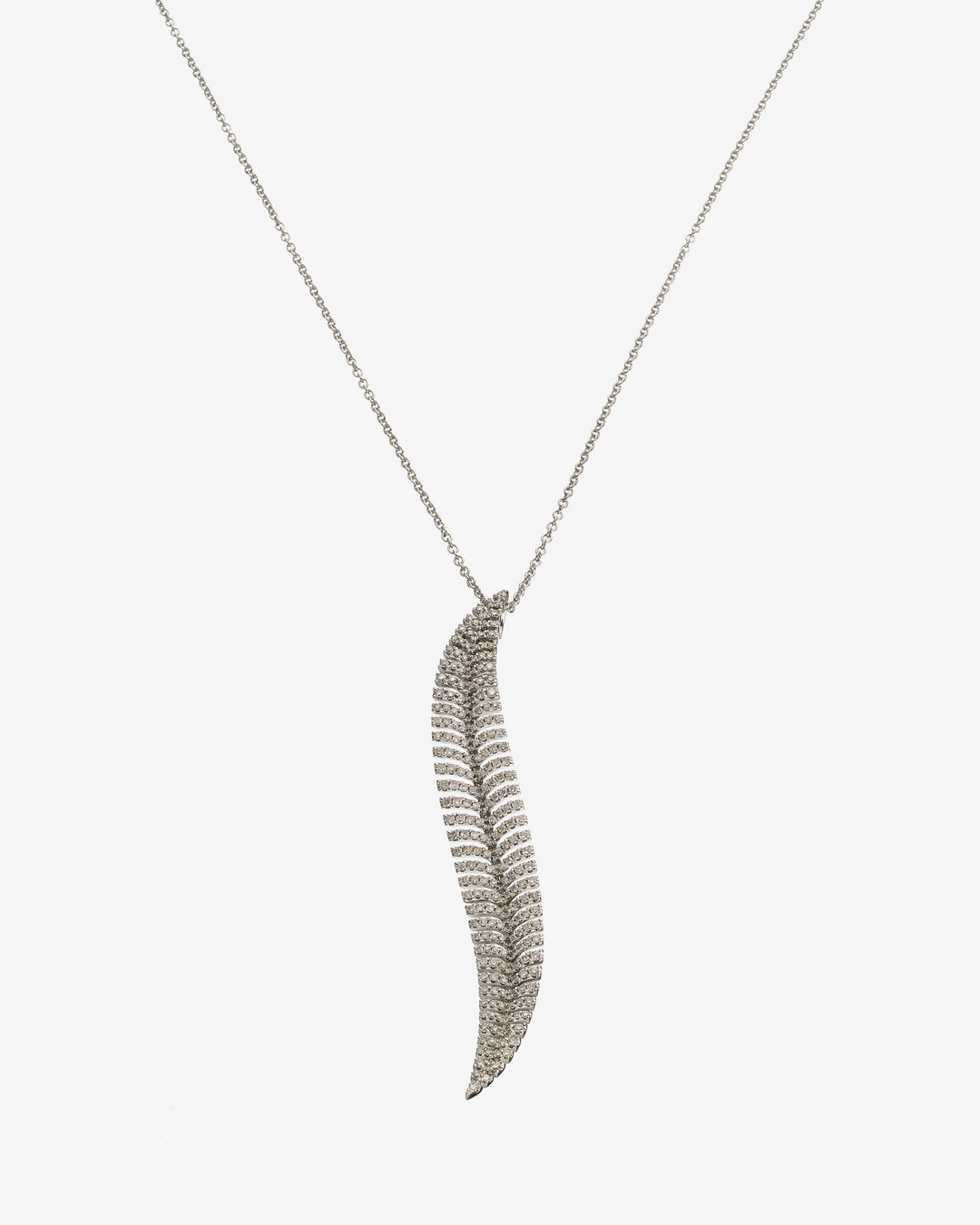 Colar folha com diamantes