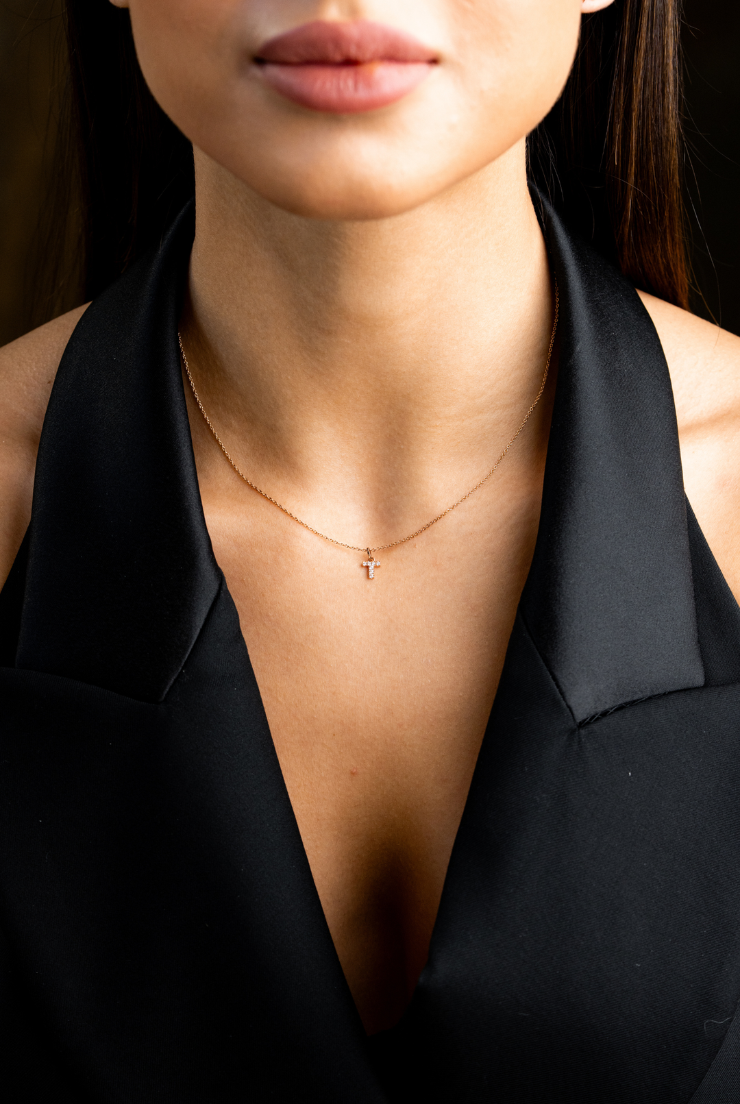 Colar em Ouro com Cruz e Diamantes