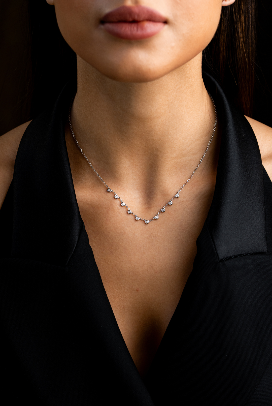 Colar em ouro branco com diamantes