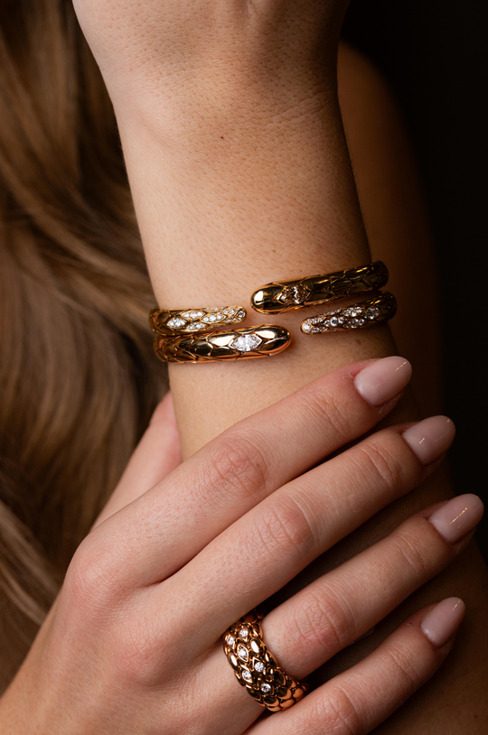 Pulseira de ouro rosa com diamantes