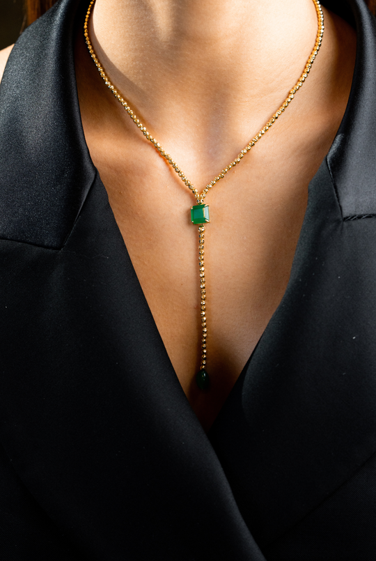 Colar em prata amarela com ágata verde