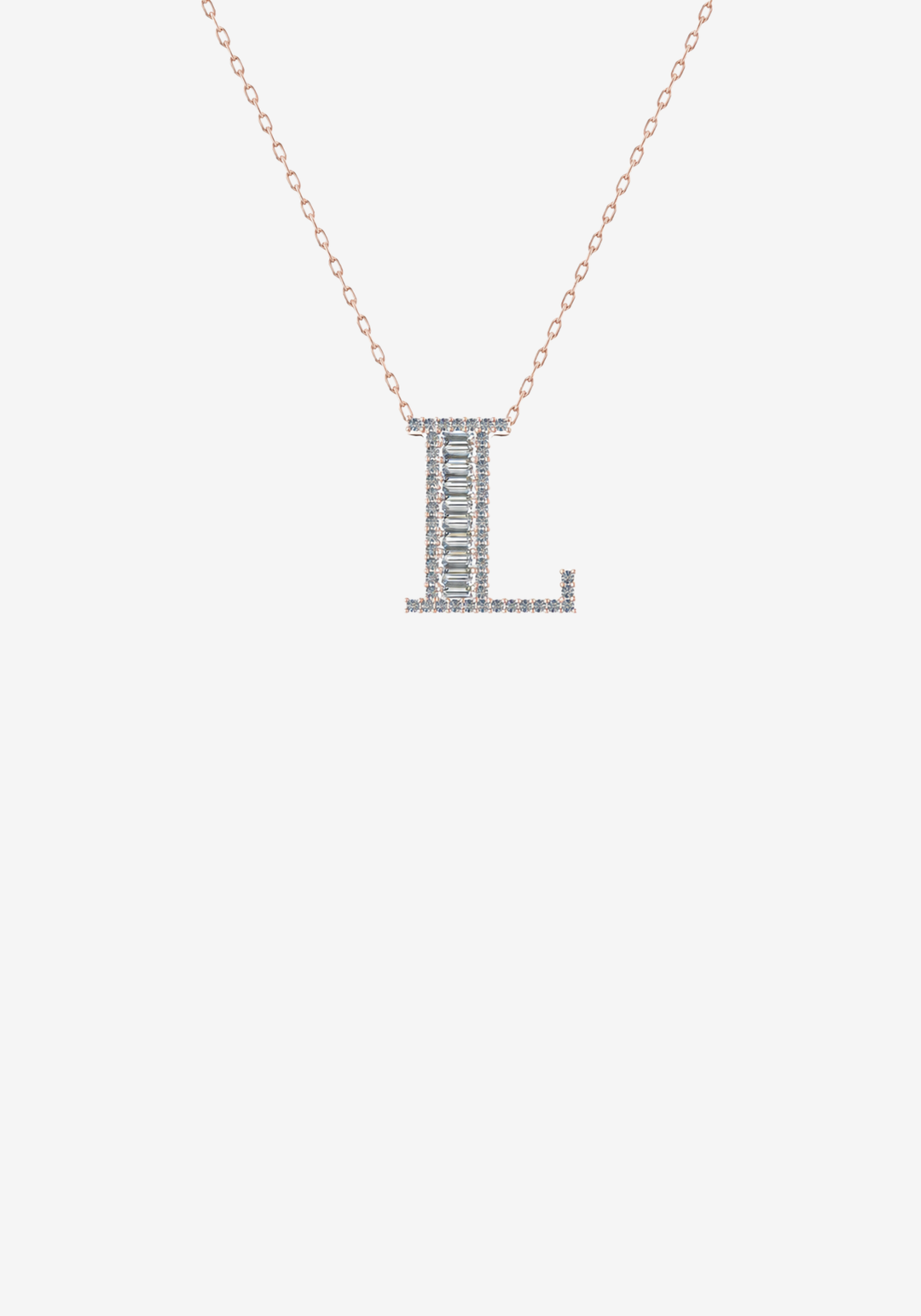Colar letra em ouro e diamantes