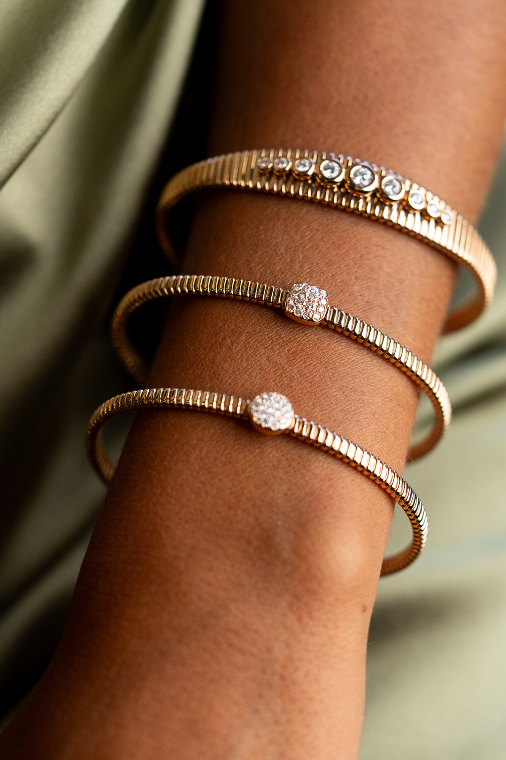Pulseira de ouro rosa com diamantes