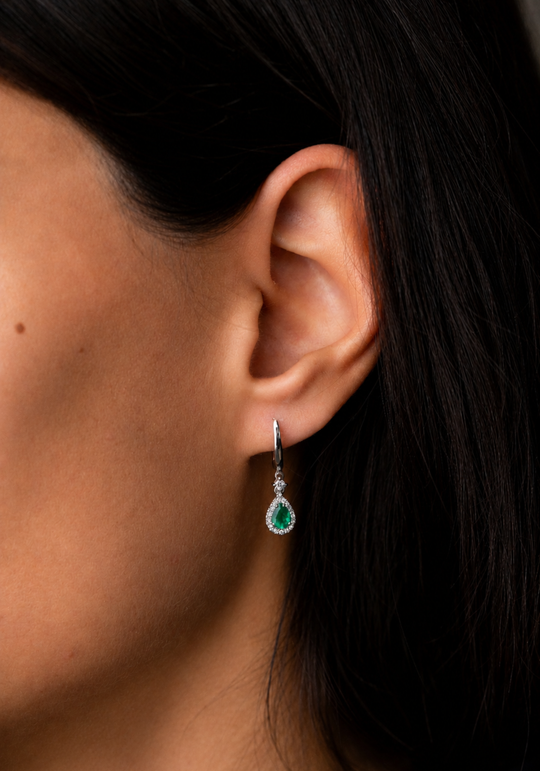 White Gold Earrings with Diamonds and Emerald