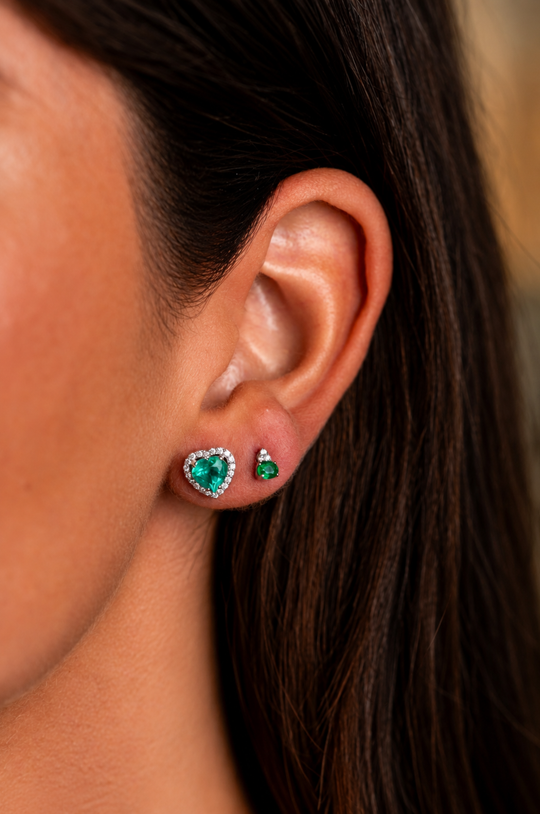 White Gold Earrings with Diamonds and Emerald