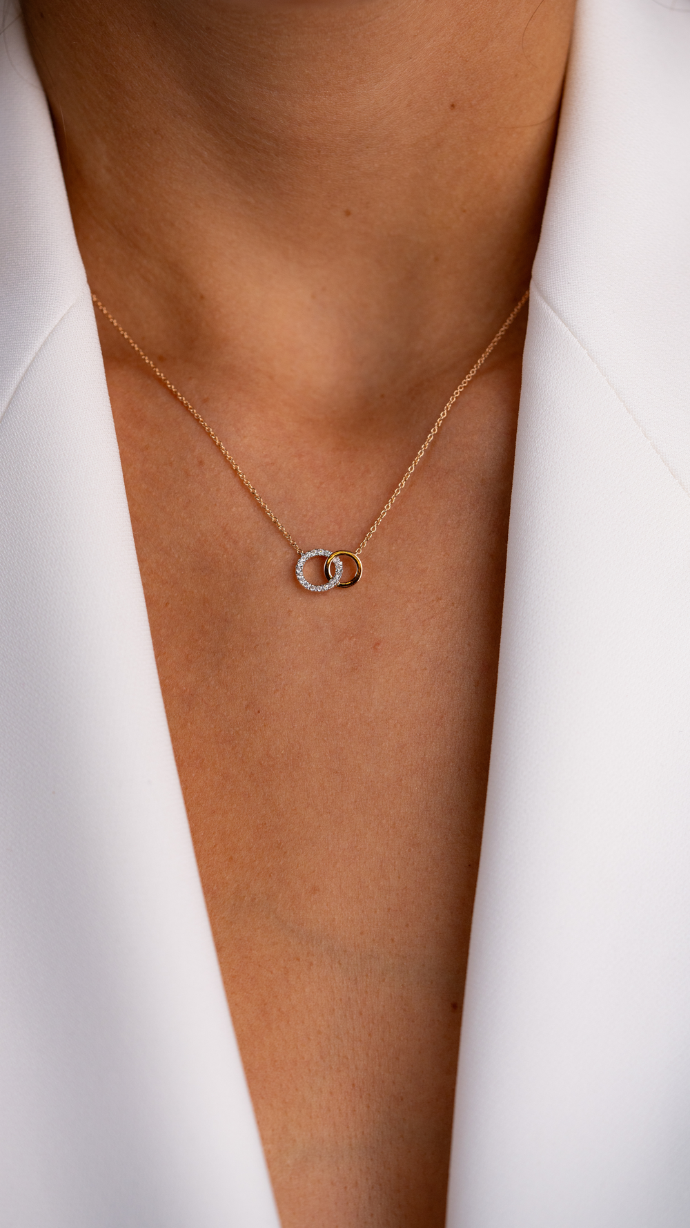 Colar união em ouro rosa e diamantes