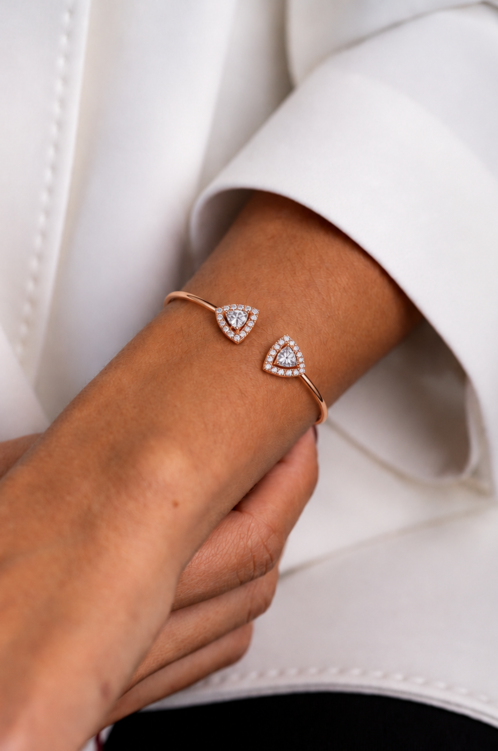 Pulseira em ouro rosa com diamantes