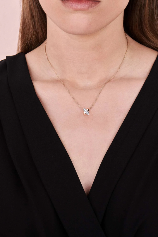 Mini Colar Beijos em Ouro e Prata com Diamantes