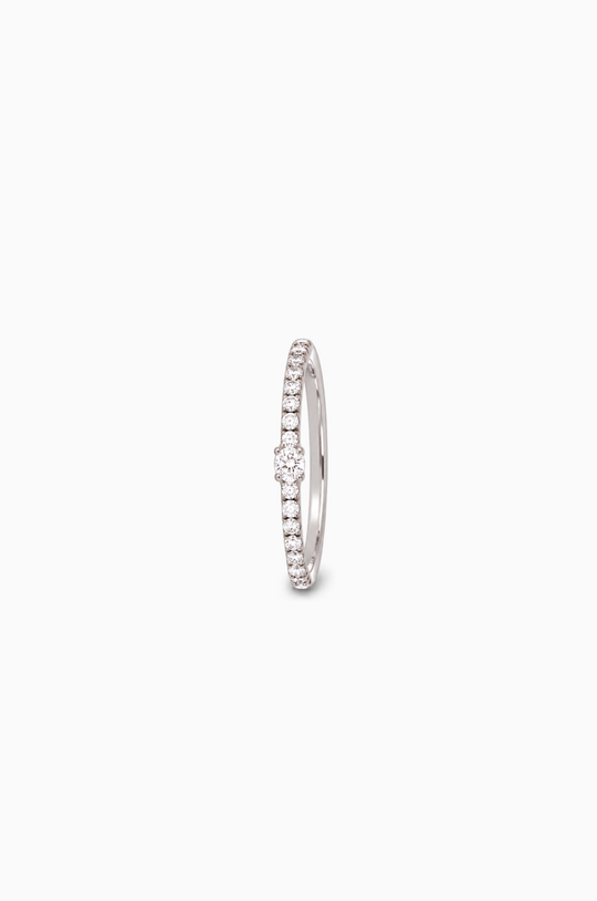 Anel de noivado em ouro branco e diamantes