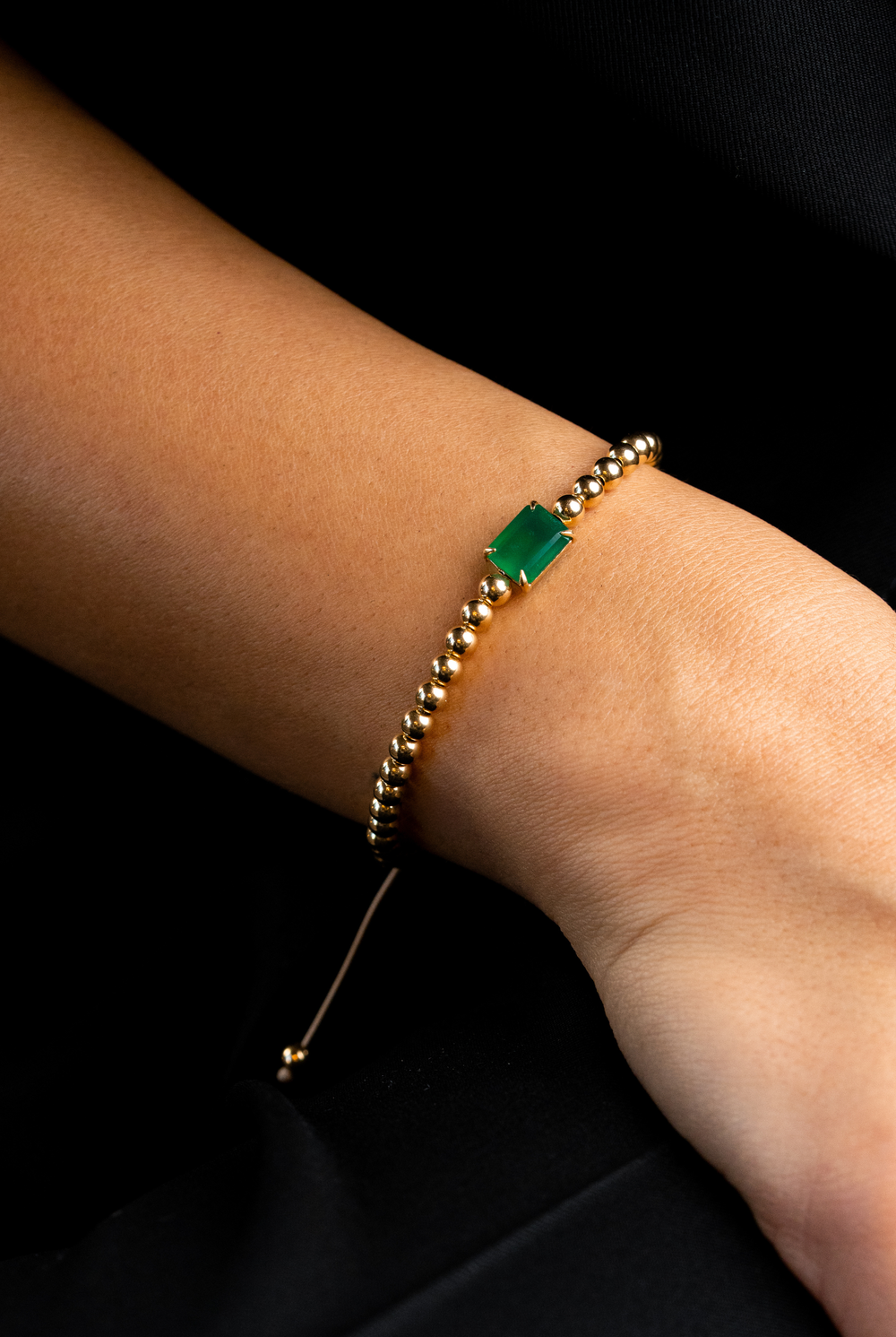 Yellow Gold Bracelet with Onyx