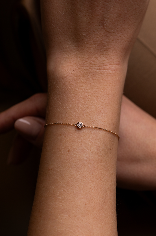 Pulseira de corrente em ouro rosa com diamantes