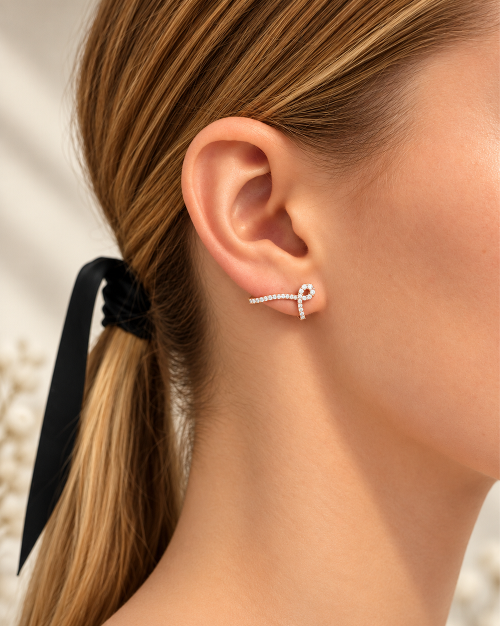 Brincos Maison Rose em ouro rosa com diamantes