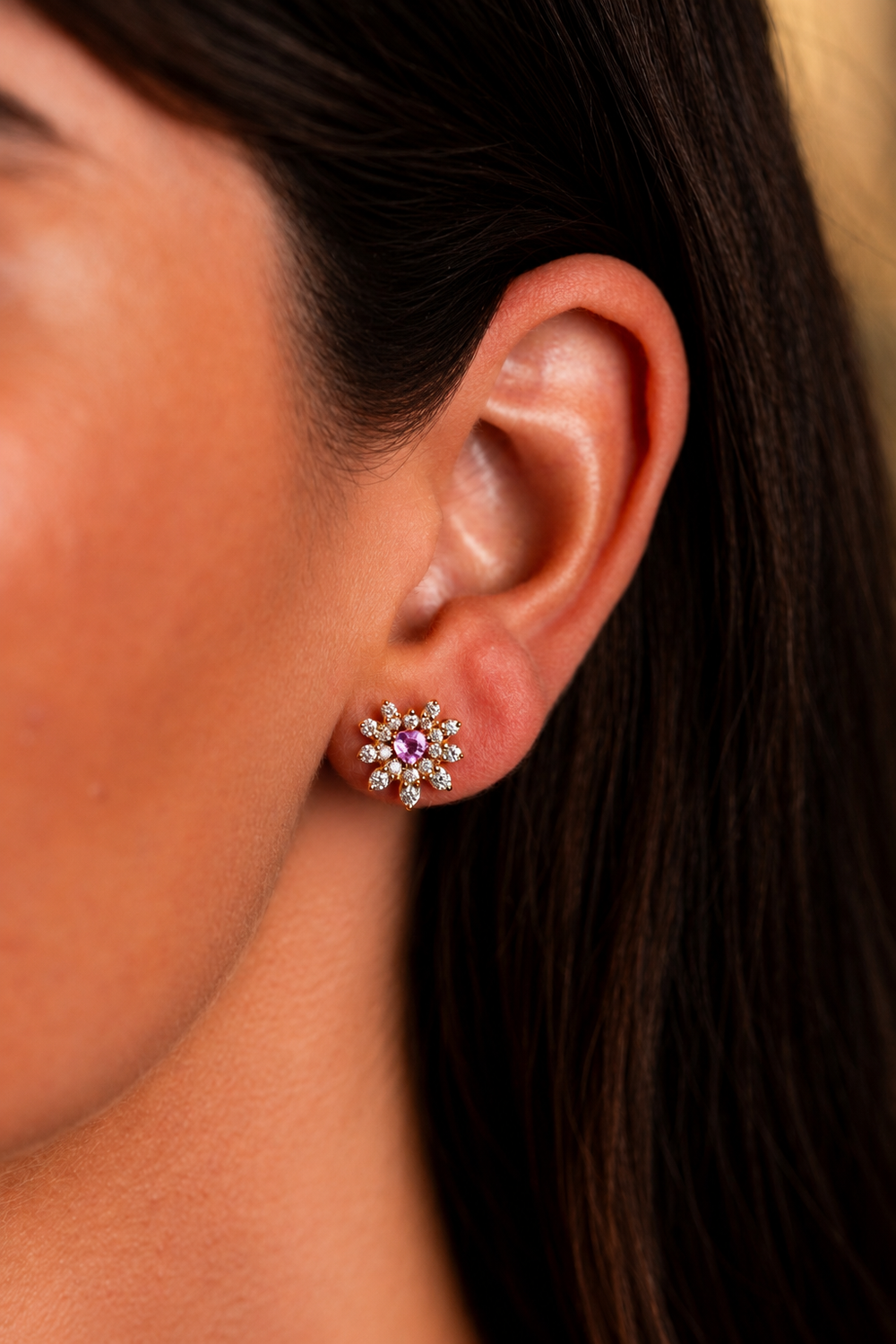 Brincos flor com safiras rosa