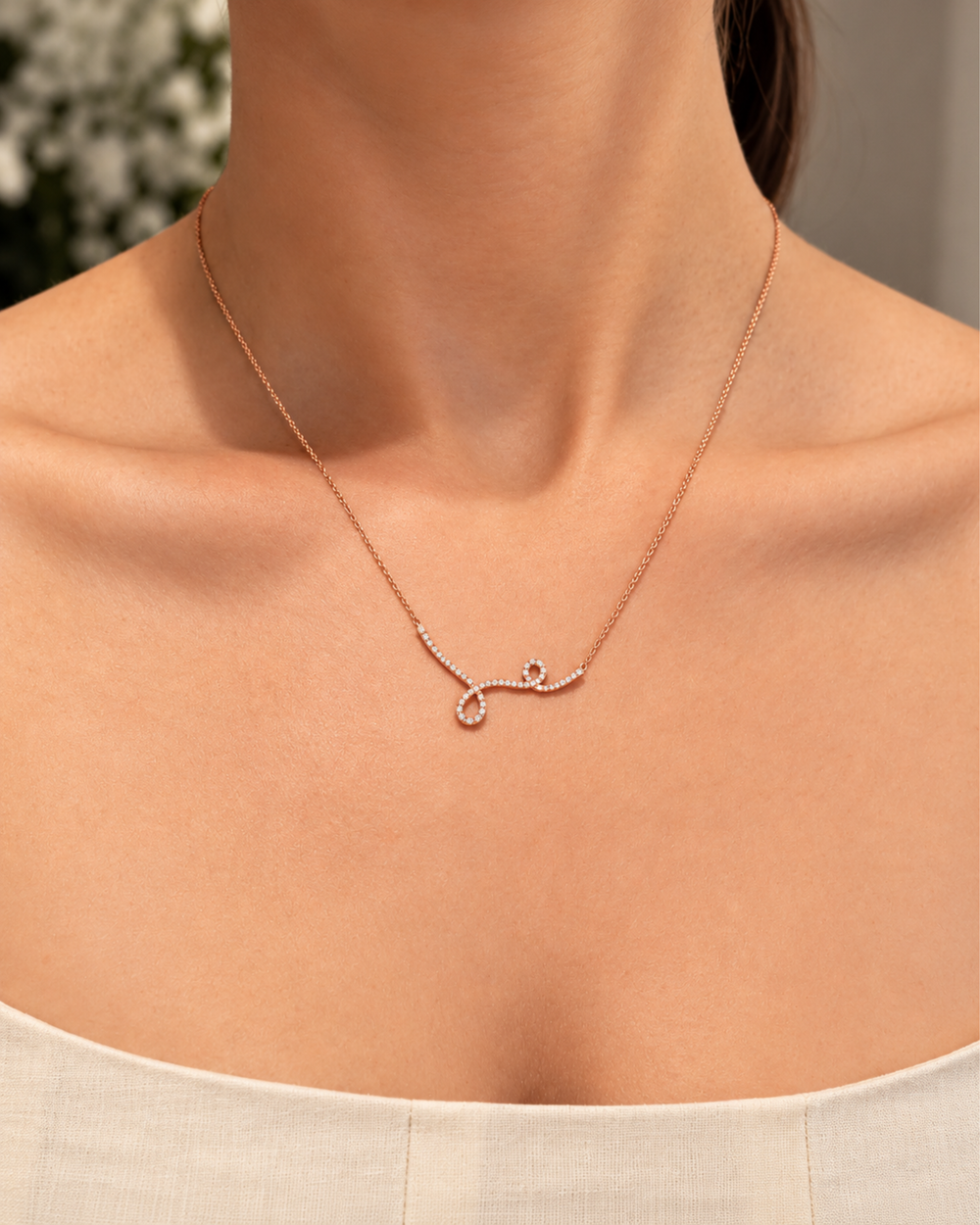 Colar Maison Rose em ouro rosa com diamantes