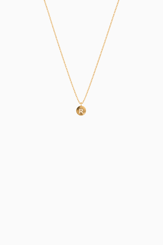 Colar de ouro amarelo com a letra R
