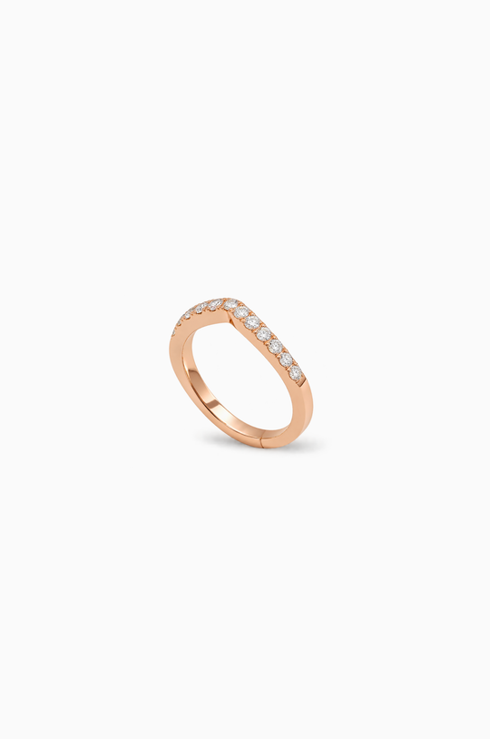 Anel V em ouro rosa com diamantes II