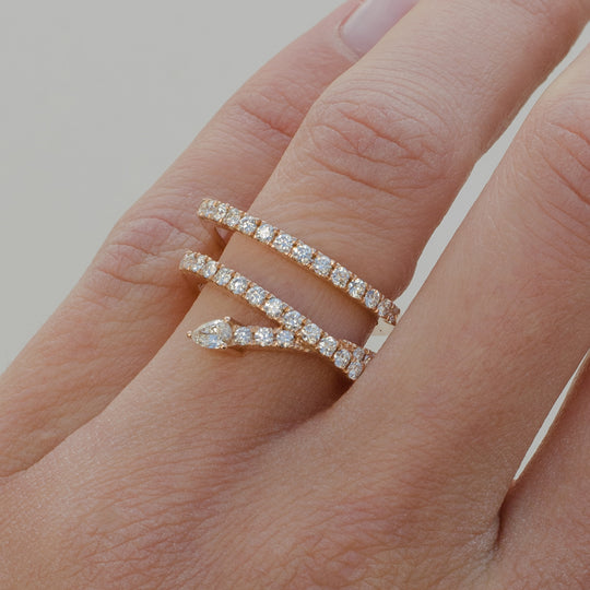 Privée Drop Ring
