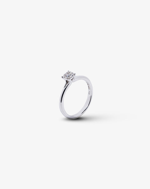 White Gold and Diamond Ring