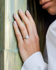 Anel Ouro Branco e Diamantes