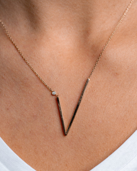 Yellow Gold V Necklace II